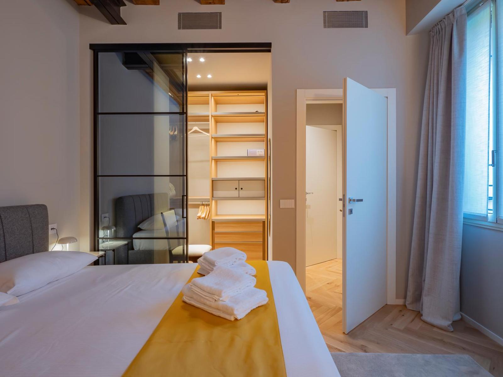 Xenia - Modern In Sant'ambrogio Apartment Mailand